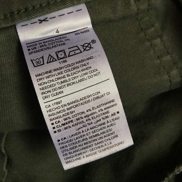 Old Navy Pixie Pants - Picture 3 of 4